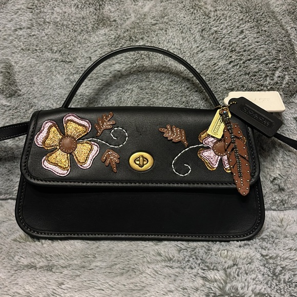 Coach Handbags - Coach Upcrafted Reloved Turnlock Clutch Purse